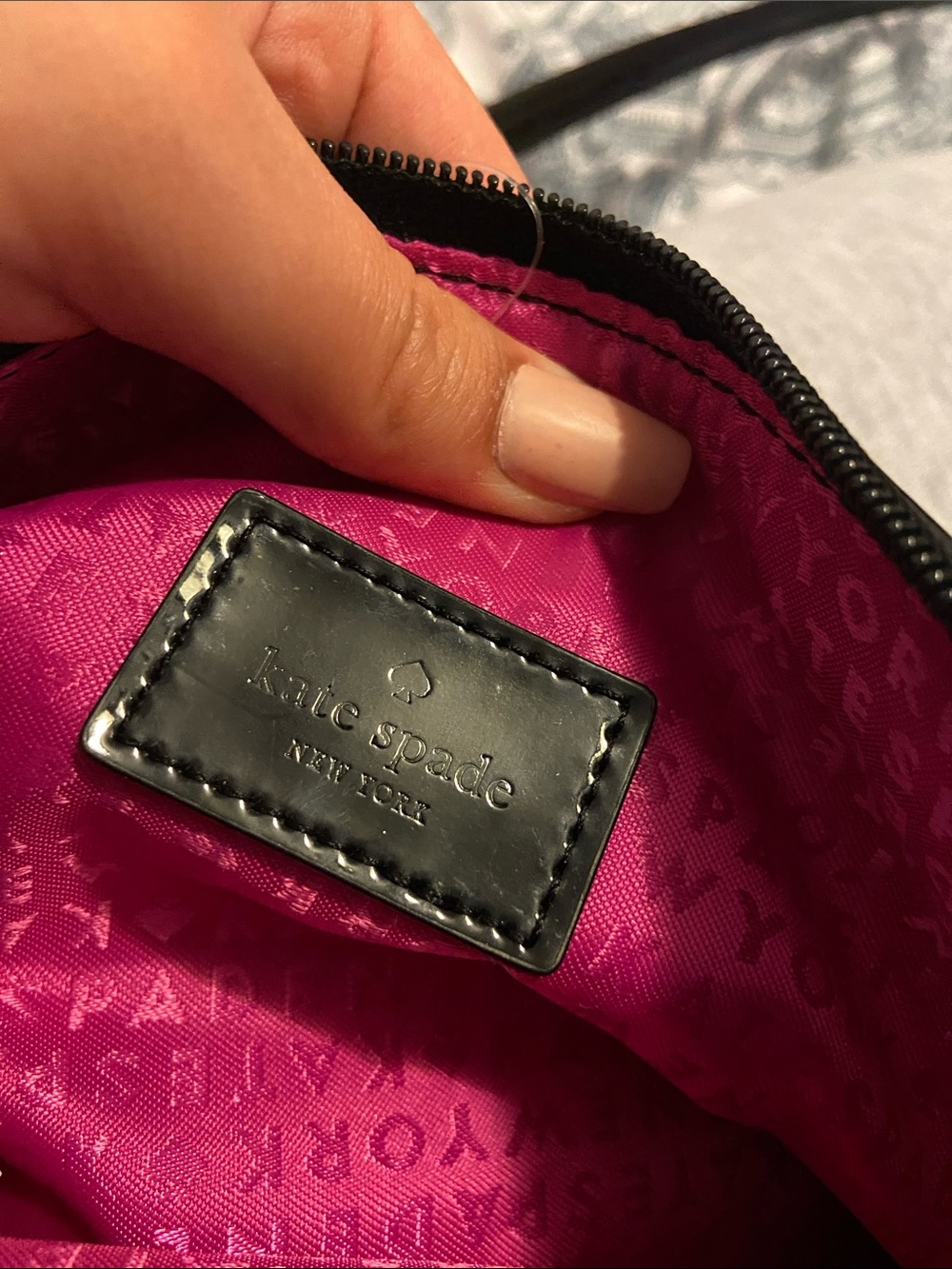 kate spade black and white striped purse - Picture 4 of 13